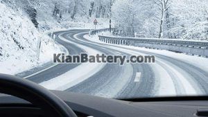 یخبندان 300x169 آموزش رانندگی در برف و نکات ایمنی خودرو در زمستان